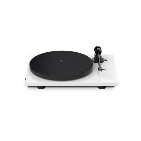 Pro-Ject E1 skivspelare med AT3600L-pickup, pianovit i gruppen Hemmaljud / Hifi / Skivspelare hos BRL (102060220)