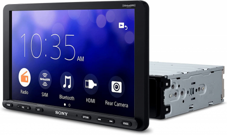 Bilstereo med pekskärm, CarPlay, Android Auto och DAB+.
