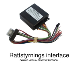 Rattstyrsinterface med kablar för Kenwood-enheter.