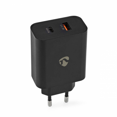 Nedis 65W väggladdare USB-C + USB-A, svart i gruppen Billyd / Smartphone til bilen  / Tilbehør til mobilen hos BRL Electronics (176WCPD65W130BK)