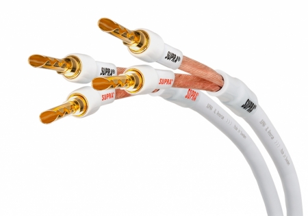 Högtalarkabel med bi-wiring, guldpläterade kontakter, vit och kopparfärg.