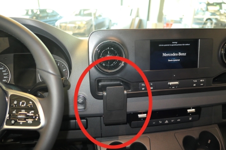 Brodit Förstärkt ProClip, Mercedes Benz Sprinter 19- i gruppen Billjud / Vad passar i min bil / Mercedes / Sprinter / Sprinter 2019-2023 hos BRL (240213556)
