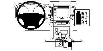 Bilden visar en bilinteriör med konsol och växelspak för Toyota LandCruiser.