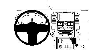 Instrumentbräda med ratt, kontroller och displaysystem för Nissan Pathfinder.