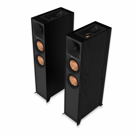 Svarta golvhögtalare med Dolby Atmos och kopparfärgade element.