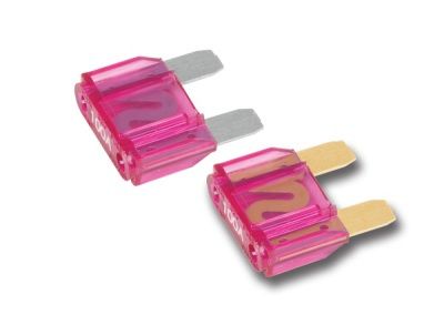 Tre rosa säkringar på en vit bakgrund, märkta med 100A.