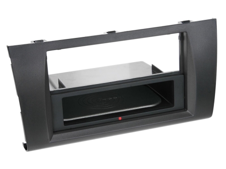 Monteringsram 1/2-DIN Suzuki Swift 05/2005-09/2010 i gruppen Billjud / Vad passar i min bil / Suzuki / Swift / Swift 2004-2010 hos BRL (70024129201)