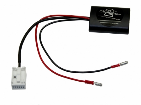 Bluetooth-interface för Peugeot med kablar och kontakt.