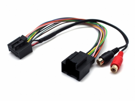 AUX-adapterkabel för Saab 9-3/9-5 med RCA-anslutningar.