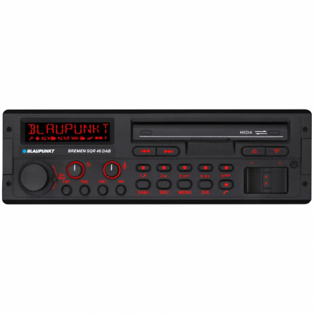 Retro bilstereo med Bluetooth och DAB, svart och röd design.