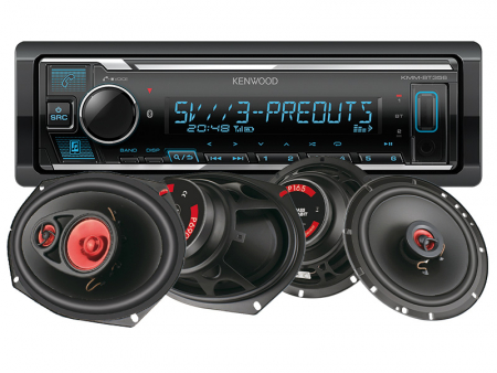 En bilstereo med högtalare, svart design och digital display.