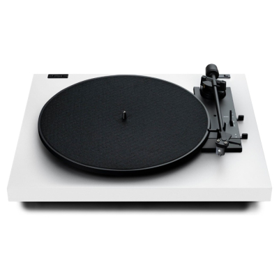 Pro-Ject A1.2 helautomatisk skivspelare med Pick-It MM E, vit