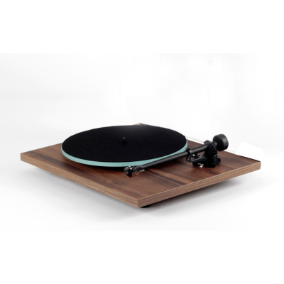 Rega Planar 2 vinylspelare med Nd3 MM-pickup, valnöt