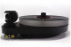 Pro-Ject RPM 5 Carbon skivspelare utan pickup, svart Skivspelare med svart finish, platta och tonarm utan pickup.