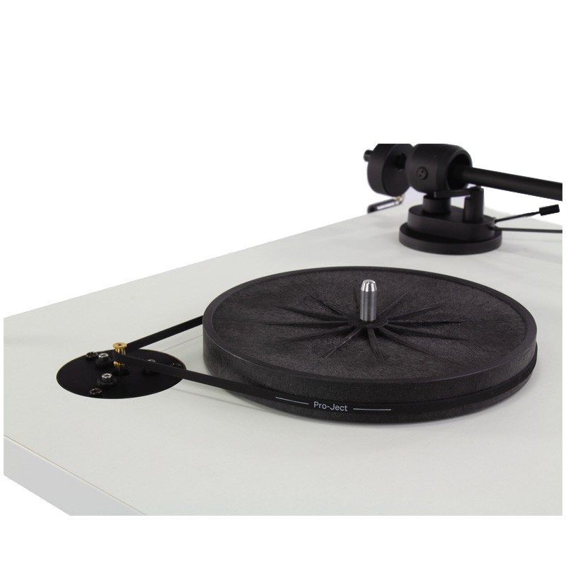 Pro-Ject E1 Phono skivspelare med AT3600L-pickup, pianovit