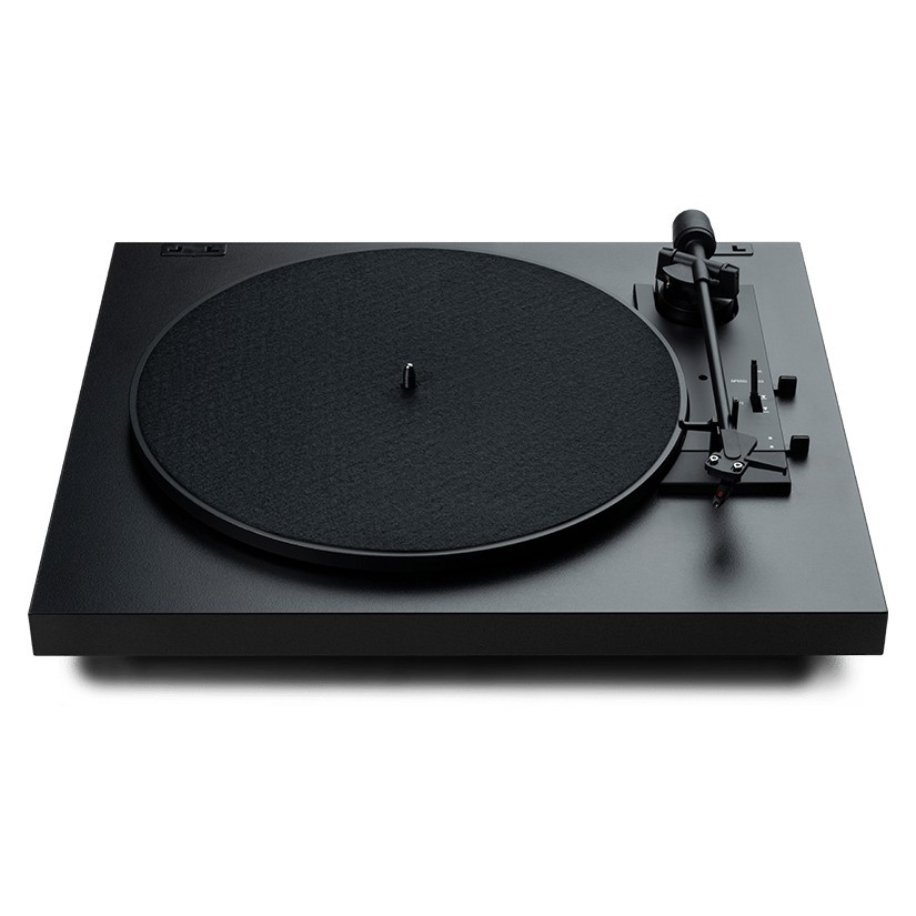 Pro-Ject A1.2 helautomatisk skivspelare med Pick-It MM E, svart