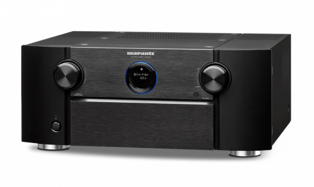 En svart hemmabioprocessor med kontroller och display.