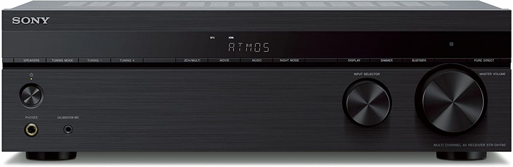Hemmaljudförstärkare med 4K, Dolby Atmos och flera kontroller.