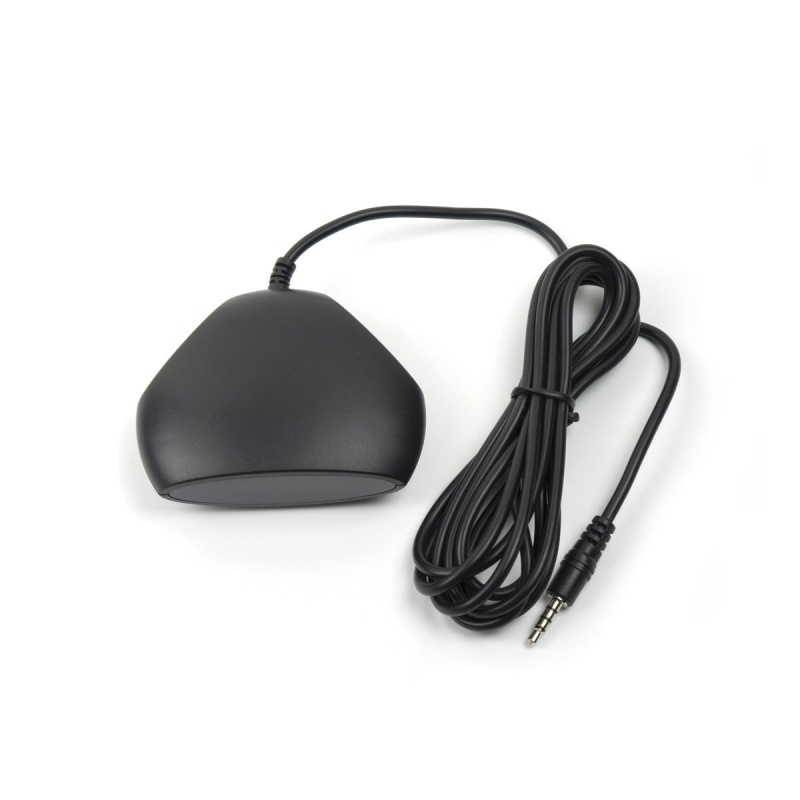 En svart IR-mottagare med kabel och ljudkontakt.