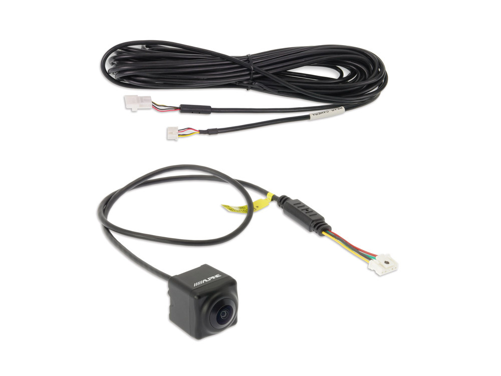 En backkamera med kablar för installation och HDR-teknik.