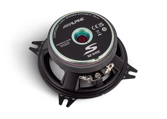 En 4-tums högtalare från Alpine, modell S2-S40C, med två vägar.