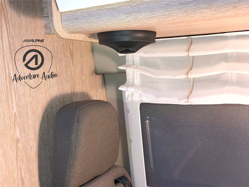 Alpine SPC-R100S, rundstrålande högtalare till husbilar