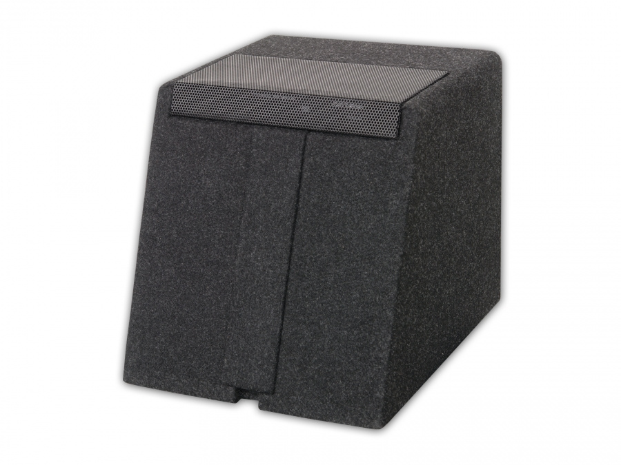 Svart subwoofer med lutande design och nätgaller på toppen.