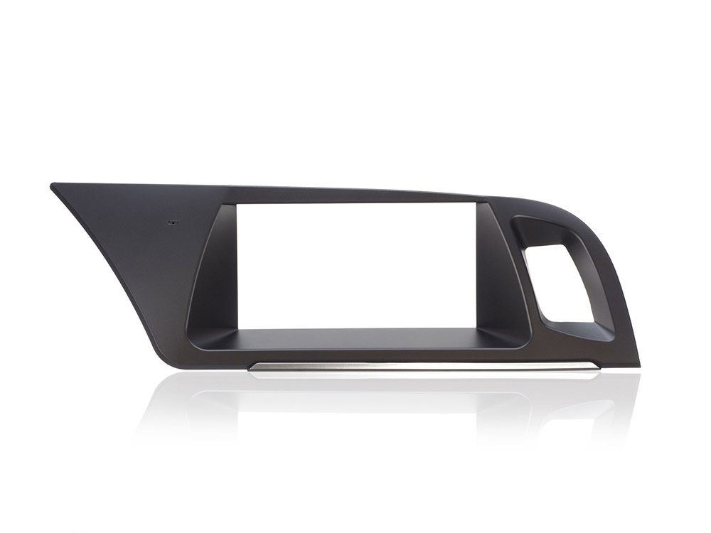 Alpine X703D-A4, modellanpassad bilstereo för Audi A4 2007-2015