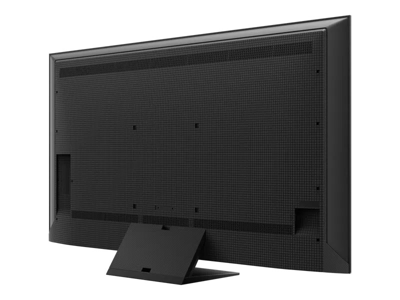 Baksidan av en 65 tum TCL QD-Mini LED-tv med stödben.