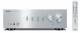 Yamaha A-S501 MK II stereoförstärkare, silver Silverfärgad stereoförstärkare med kontroller och fjärrkontroll.