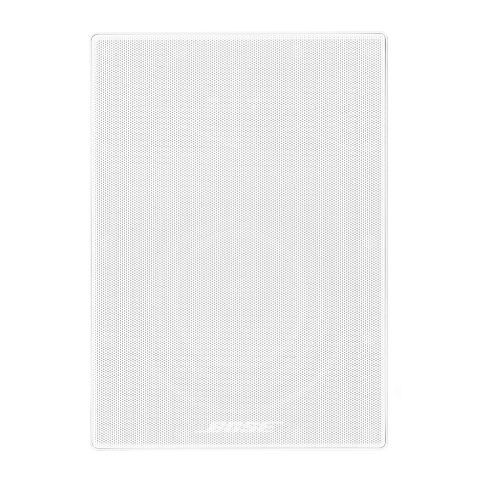 Vägghögtalare i vitt med ett diskret nätformat galler.