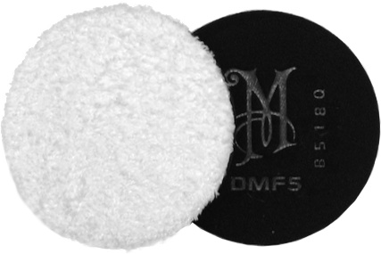 Två microfibertrissor för polering, en vit och en svart, 5 tum.