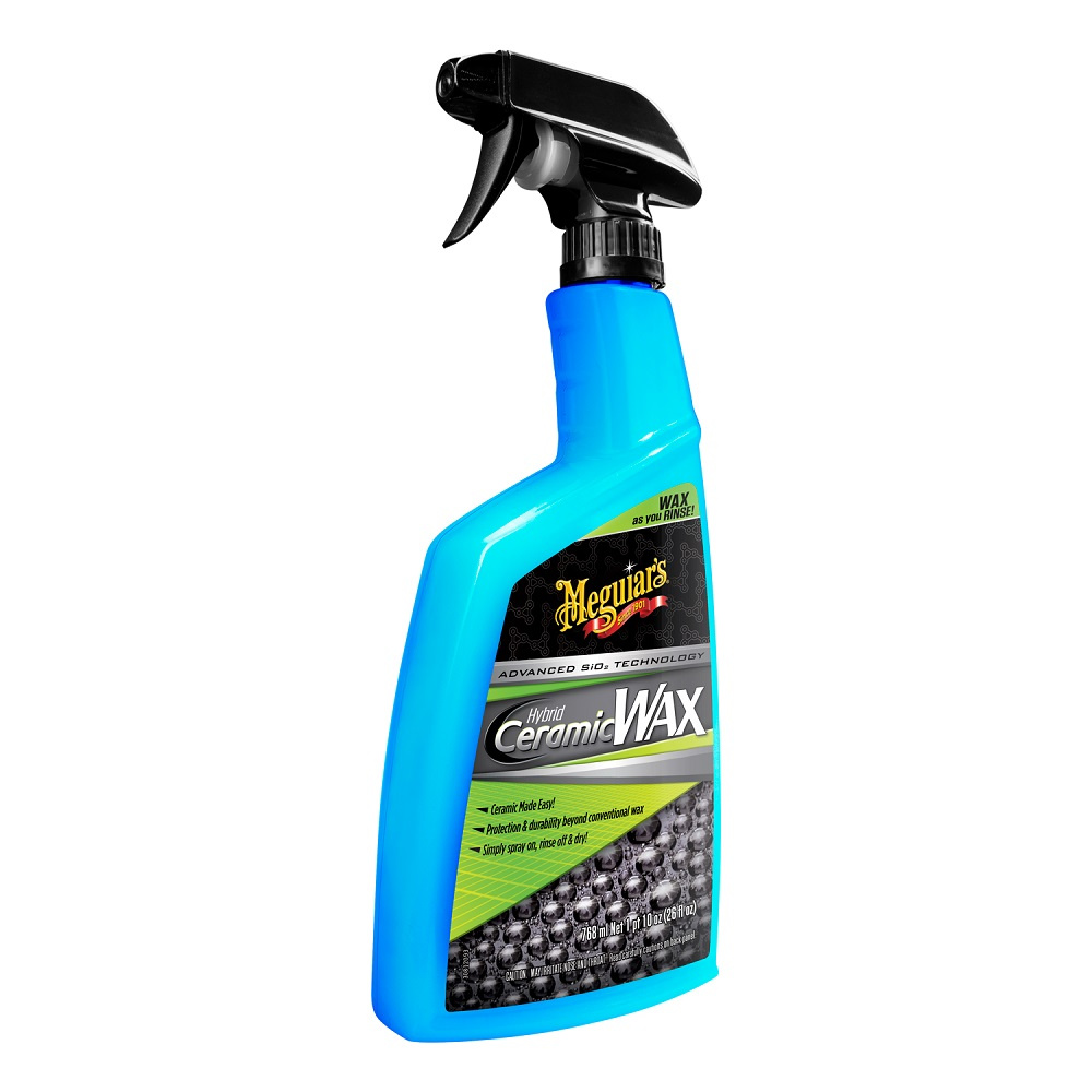 En sprayflaska med Meguiars Hybrid Ceramic Wax.