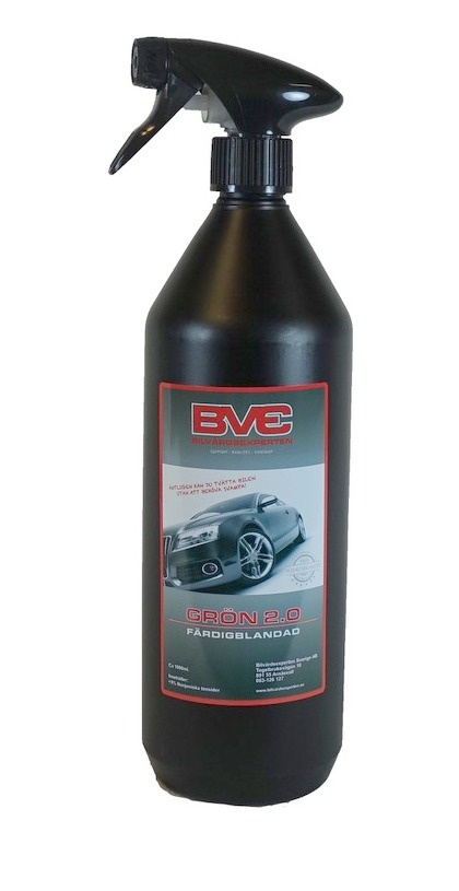En svart sprayflaska med etikett för BVE Grön 2.0 bilvårdsprodukt.