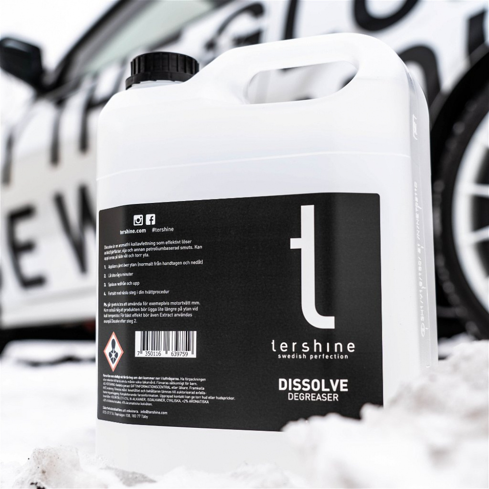Kanna med Tershine Dissolve kallavfettning, 5 L, för rengöring av ytor.