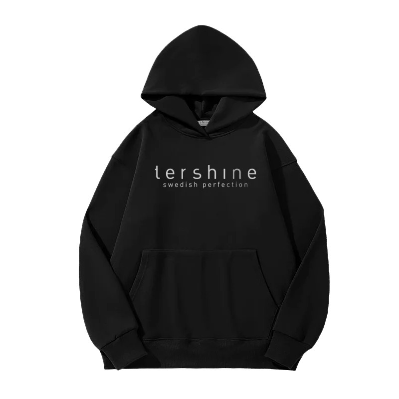 Svart hoodie med texten \