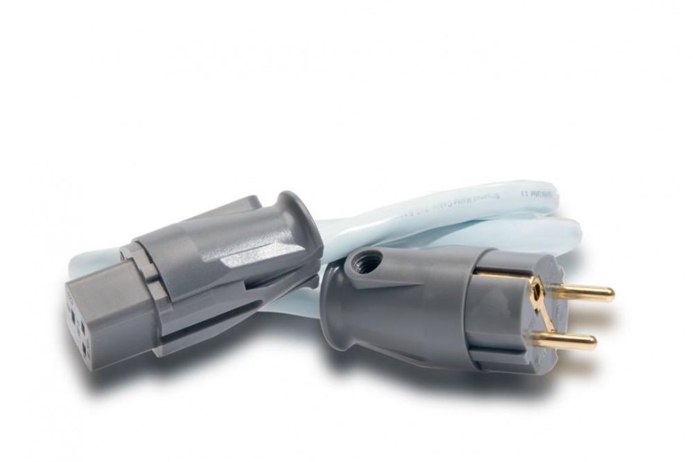 Vinklad stickpropp med kabel, 1.5 meter lång, för elektrisk anslutning.