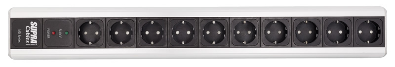 Ett grenuttag med tio uttag och strömbrytare.