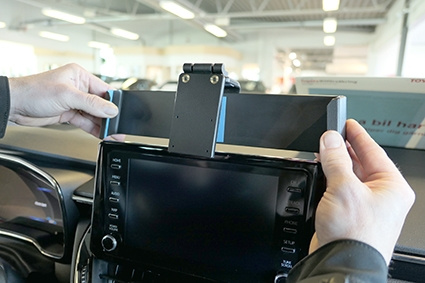 Brodit Förstärkt ProClip, Suzuki Swace 19-24