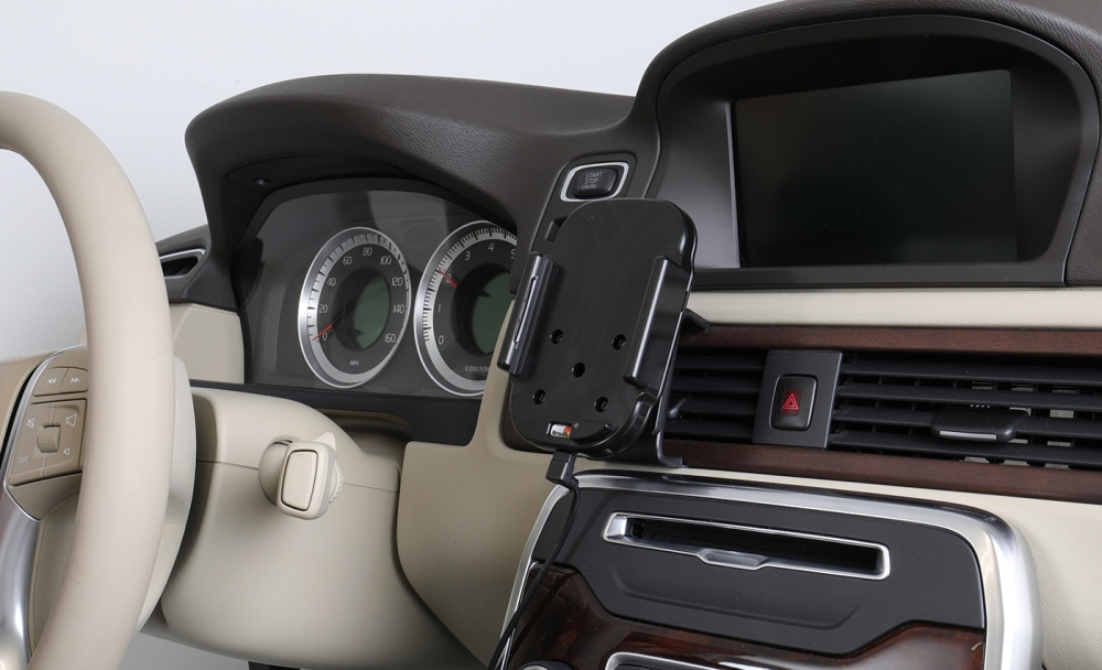 Brodit Qi trådlös aktiv mobilhållare med billaddare, Apple iPhone 12