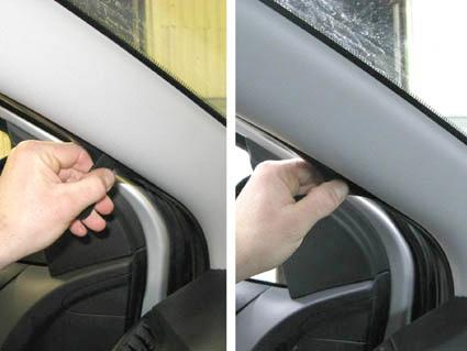 Bild som visar en hand som justerar inredningen på en Hyundai i20.