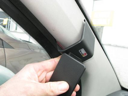 Fäste för säkerhetsbälte i en Renault Modus.