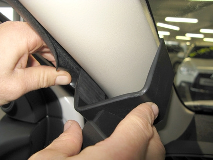 Brodit ProClip, Mitsubishi Outlander 13-21