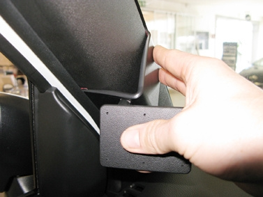 Brodit ProClip, Suzuki Ignis 16-23