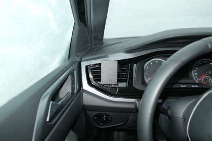 Brodit ProClip, Volkswagen Polo 18-