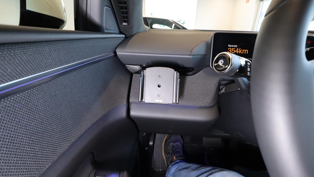 Brodit ProClip, Polestar 4 24-27