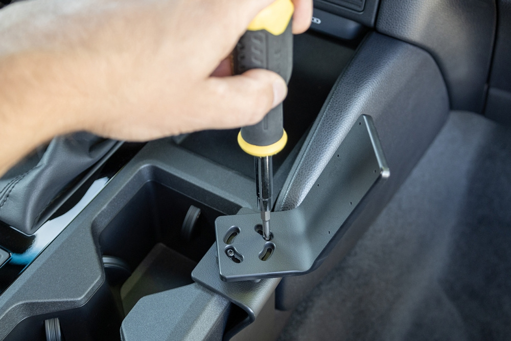 Brodit ProClip, Toyota LandCruiser 250 24-26