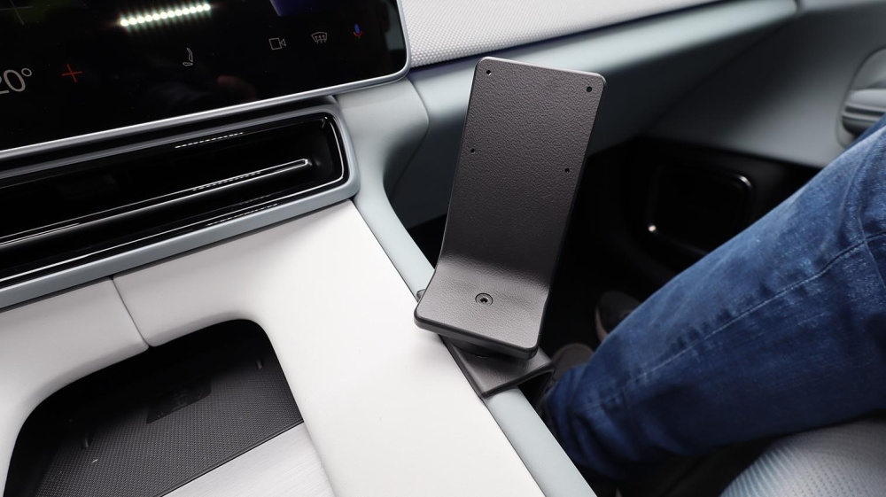 Brodit ProClip, Polestar 4 24-27