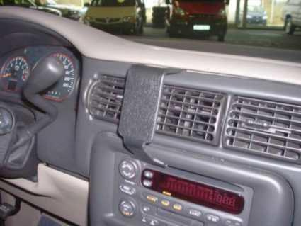 Instrumentbräda med luftventil och stereo i Chevrolet Trans Sport/Venture 97-05.