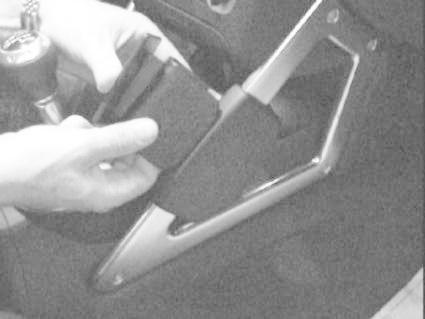 Monteringsbygel för Audi TT, Vinklad, installeras vid växelspaken.